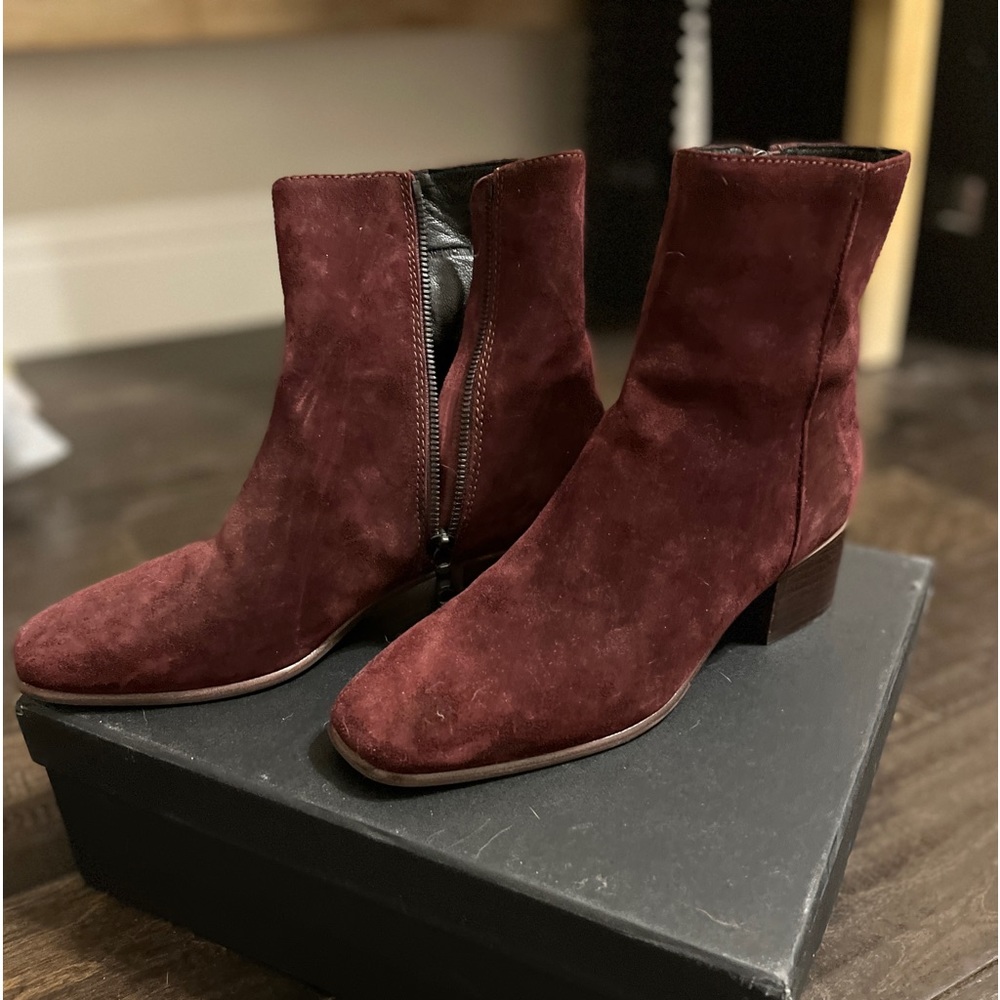 Rag&Bone suede Merlot booties. Used once or twice. Excellent condition